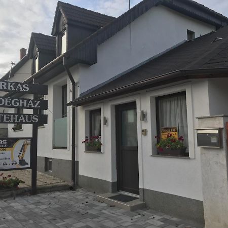 Farkas Vendeghaz Hotel Sopron Buitenkant foto